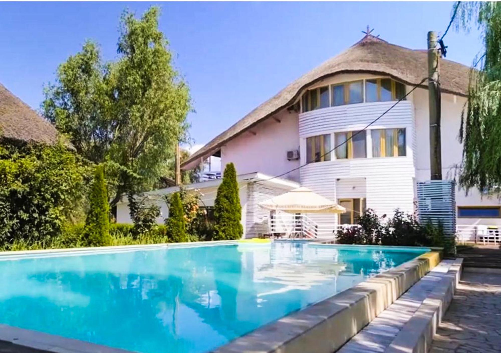 Paradis Hotel Мила-Доуэзечи-ши-Трей Экстерьер фото