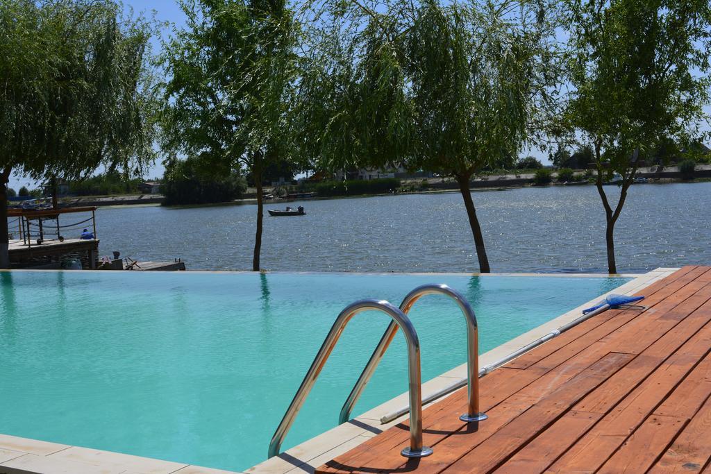 Paradis Hotel Мила-Доуэзечи-ши-Трей Экстерьер фото